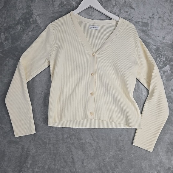 Nine West Sweaters - Nine West Fitted Rib Knit Cardigan Sweater XL Cream Clean Girl Preppy